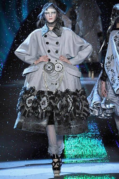 John Galliano</br>2009 AW_12