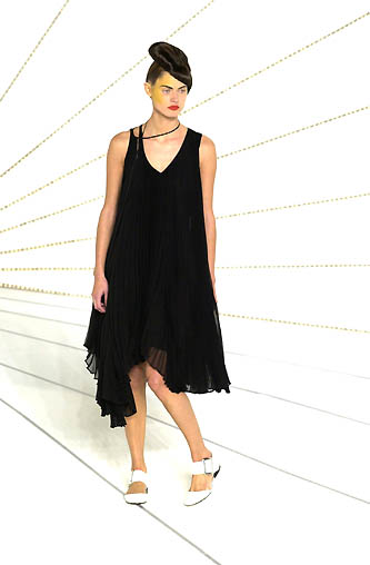 Hussein Chalayan</br>2001 SS_8