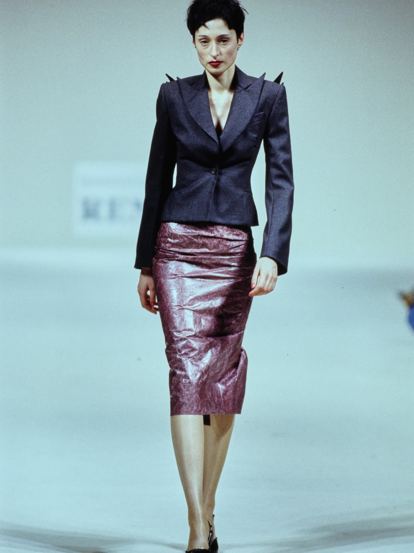 Hussein Chalayan</br>1995 AW_7