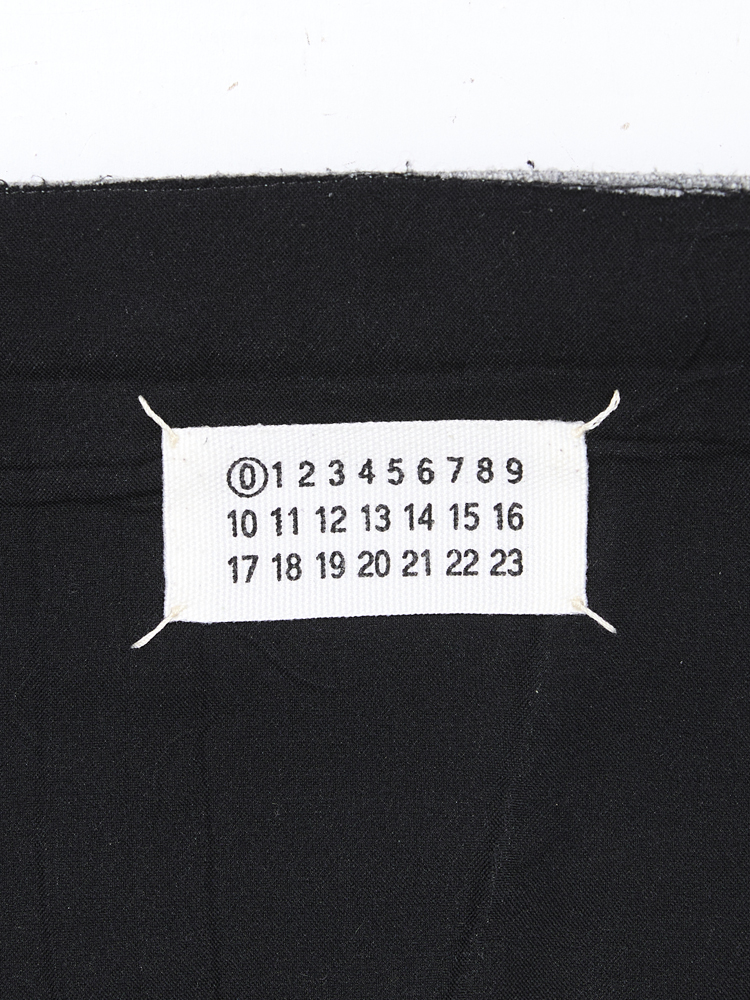 Maison Martin Margiela</br>2001 AW_7