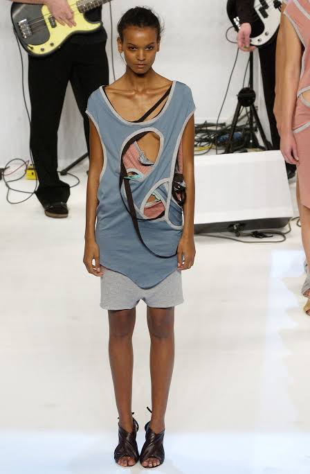 Hussein Chalayan</br>2003 SS_15