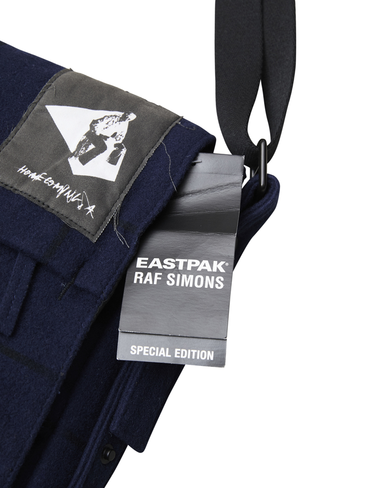 RAF SIMONS × EASTPAK</br>2008 _4