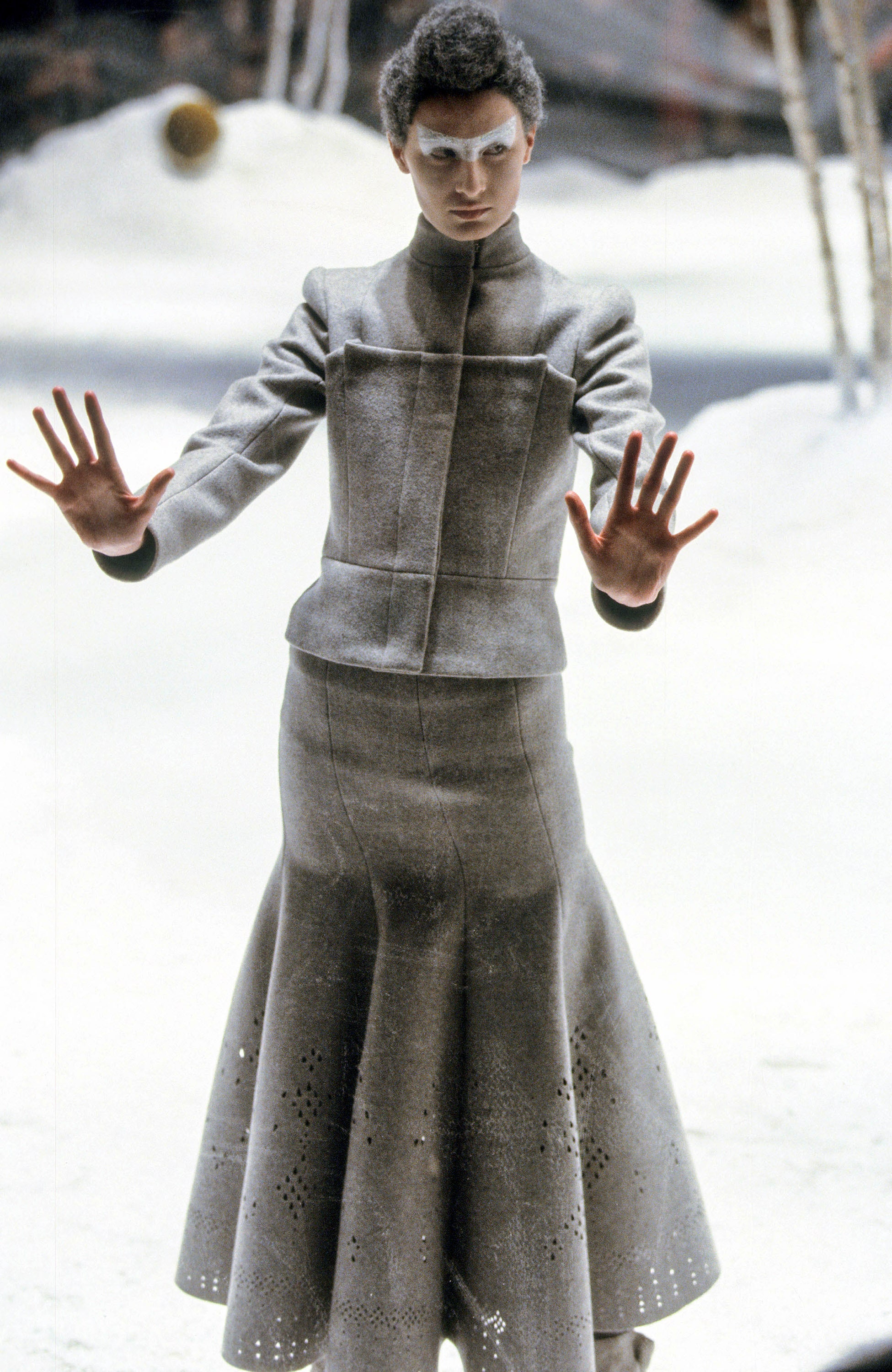 Alexander McQUEEN</br>1999 AW _5