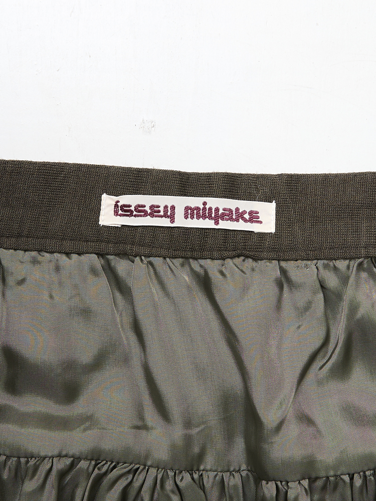 ISSEY MIYAKE</br>1981 AW_12