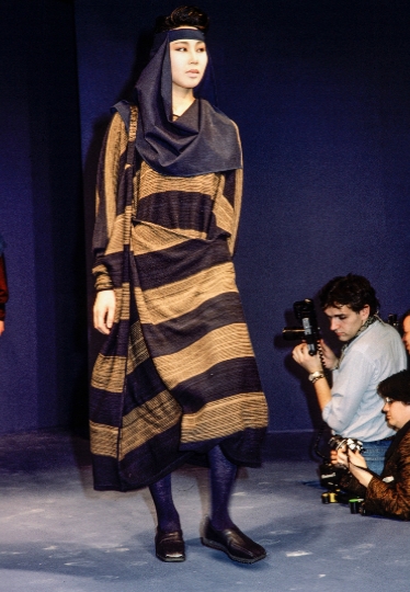 ISSEY MIYAKE</br>1984 AW_9