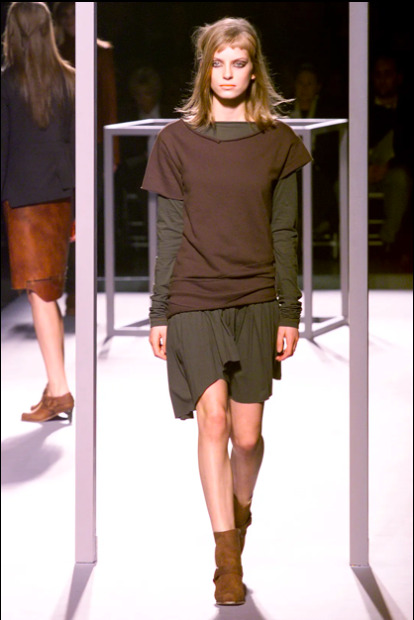 Hussein Chalayan</br>2002 AW_8