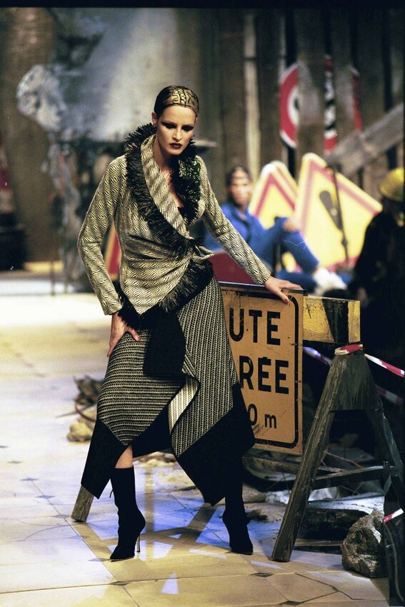 John Galliano</br>1999 AW_14