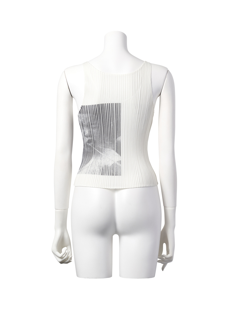 ISSEY MIYAKE</br>Pleats Please</br>Guest Artist Series</br>No.2 Nobuyoshi Araki</br>1997 SS_4