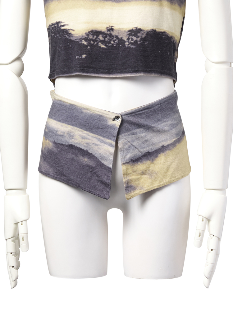 Alexander McQUEEN</br>1990s_4